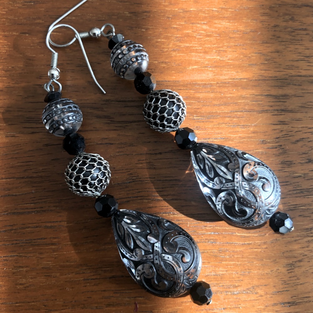 Art Deco Jet and Crystal Bead Drop Earring